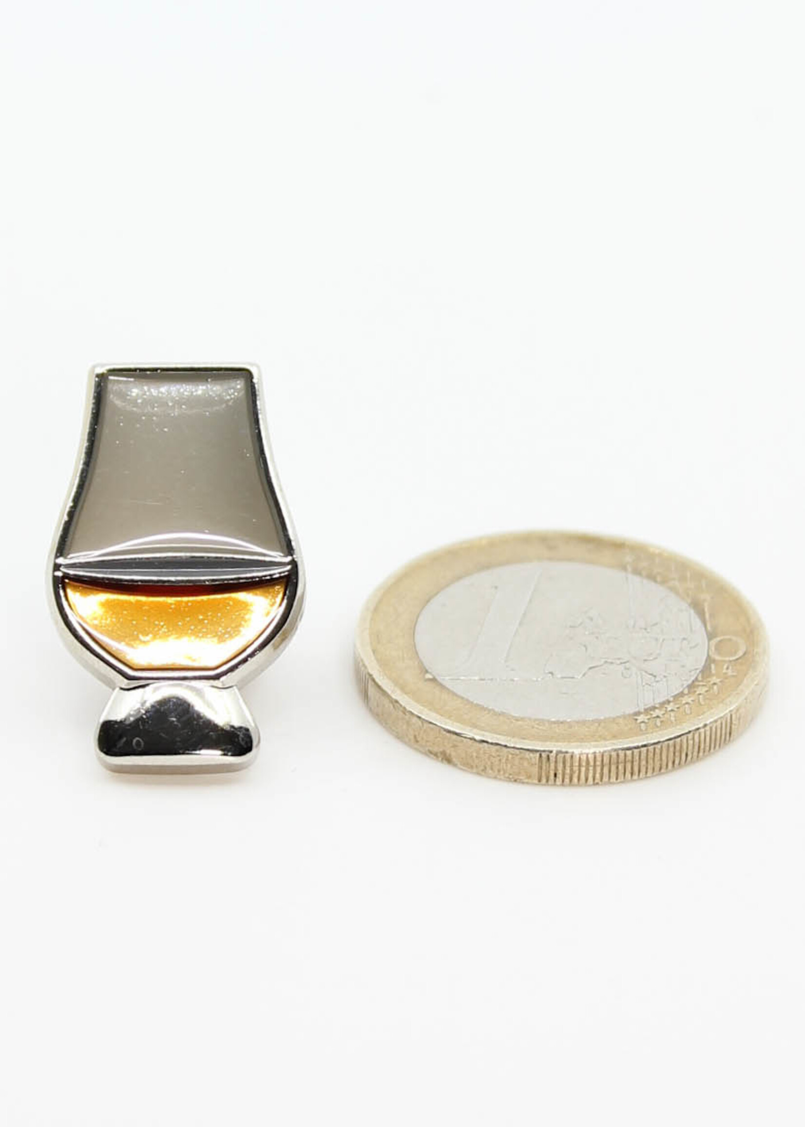 Whisky glass Traditional luxury whisky glass badge accessory