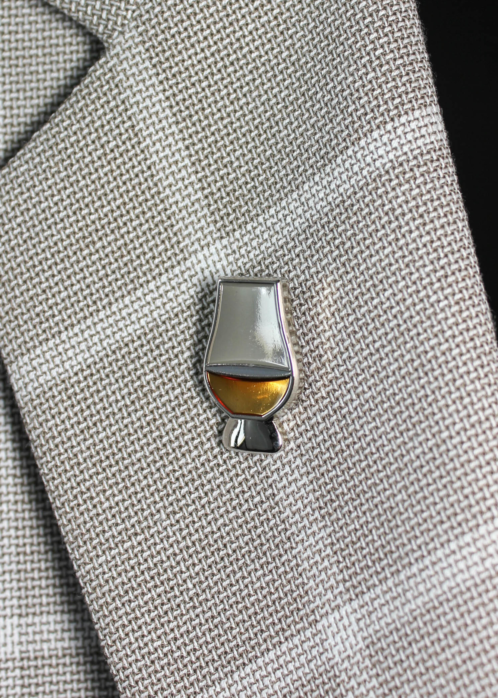 Whisky glass Traditional luxury whisky glass badge accessory