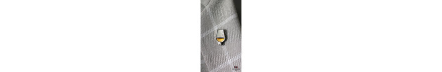 Whisky badges and keychains