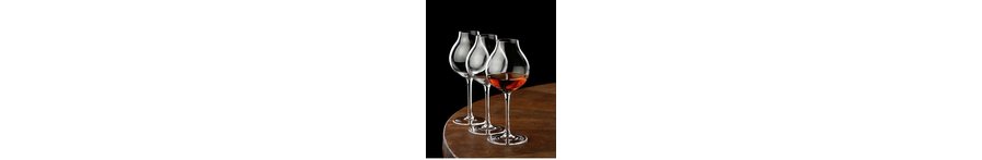 Luxurious and professional whisky glasses