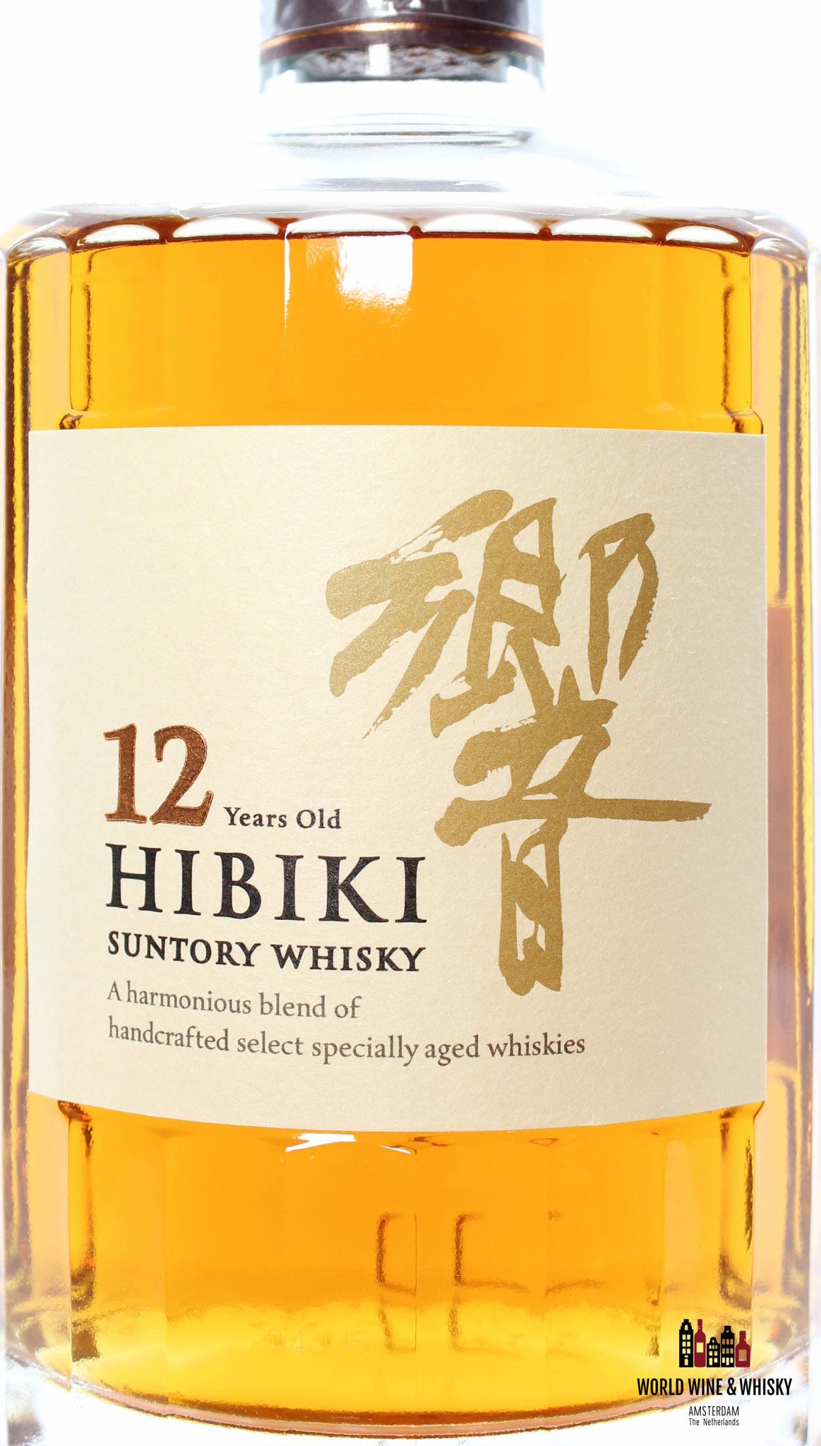 Hibiki 12 Years Old - Suntory Whisky 43% (in the purple box)