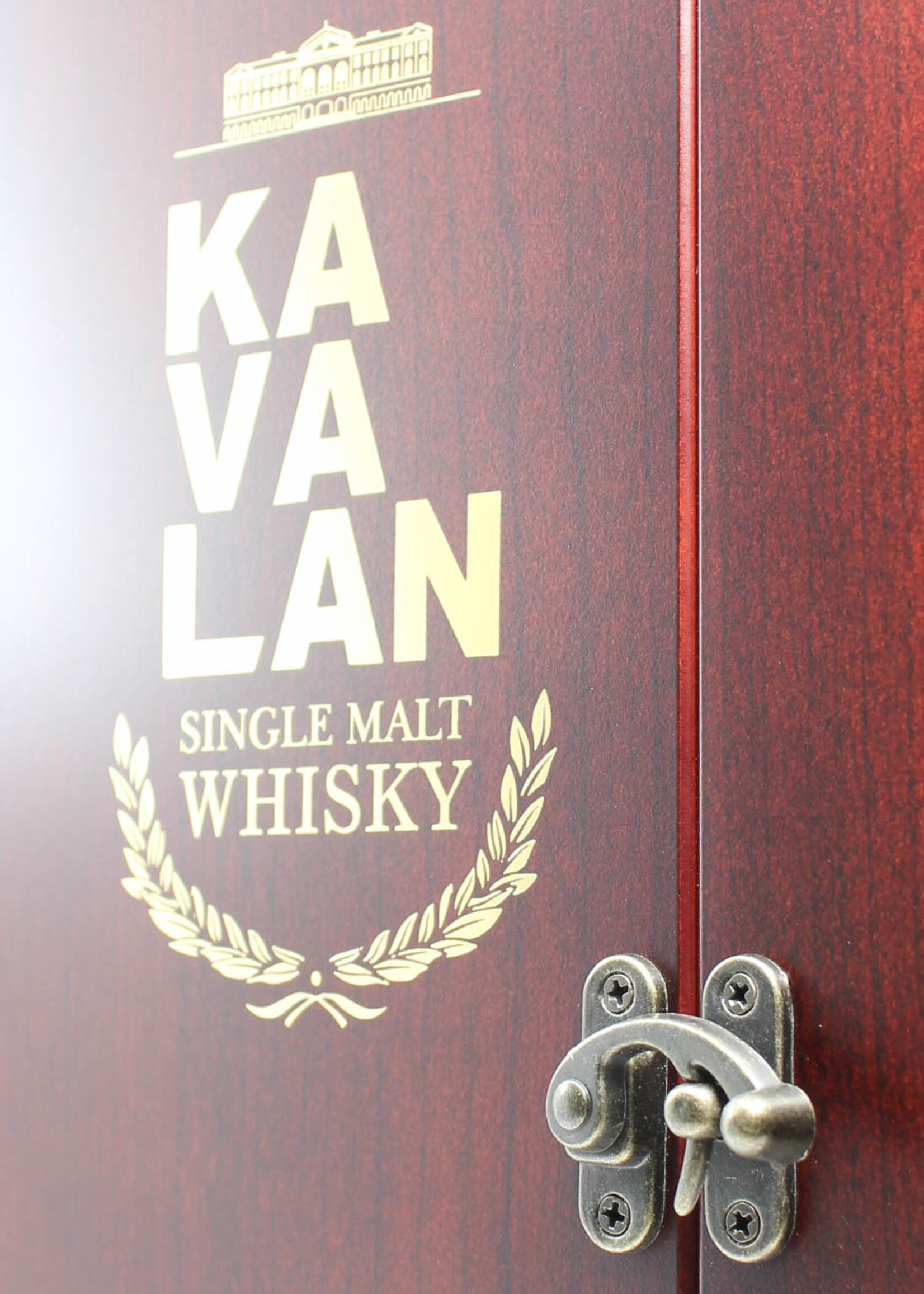 Kavalan Kavalan 2010 2016 Amontillado Sherry Cask - Decanter set - Limited Edition 2016_0107 56.3% (1 of 390)