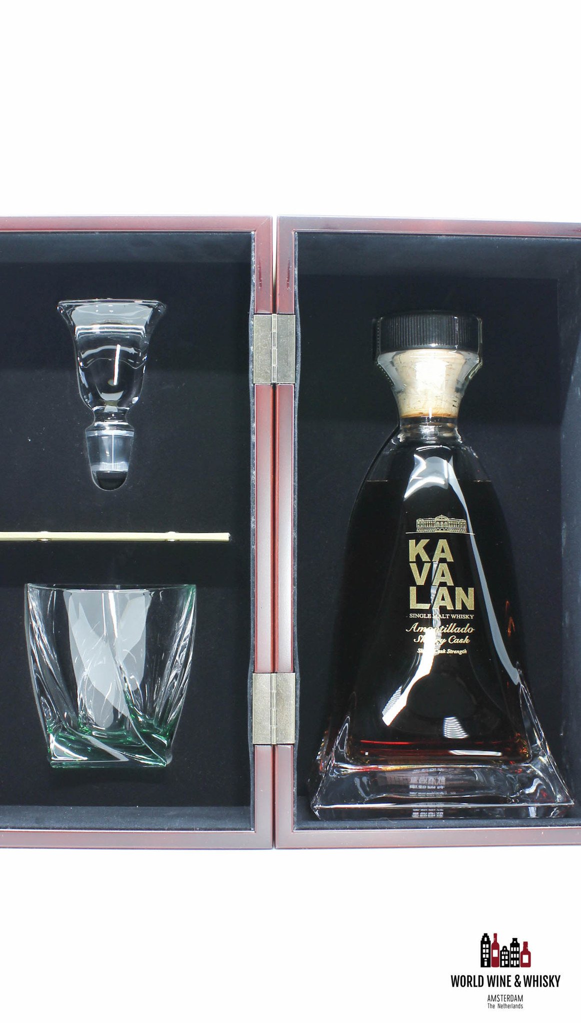 Kavalan Kavalan 2010 2016 Amontillado Sherry Cask - Decanter set - Limited Edition 2016_0107 56.3% (1 of 390)