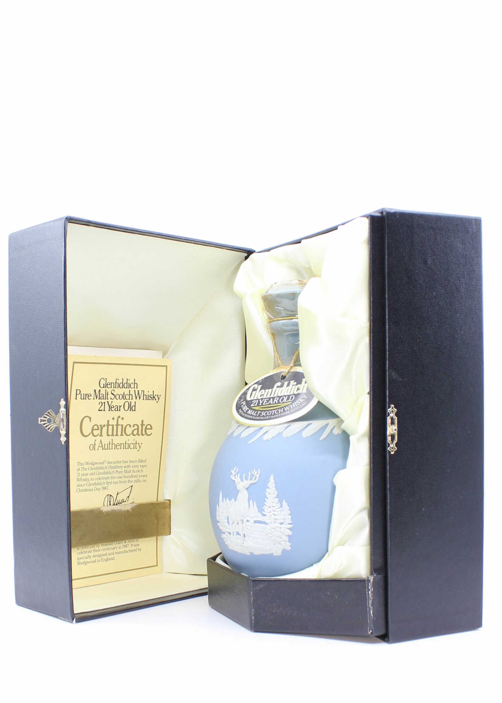 Glenfiddich Glenfiddich 21 Years Old 1987 - Blue Wedgwood "Jasper" Decanter 43% 750ml (in luxury case)