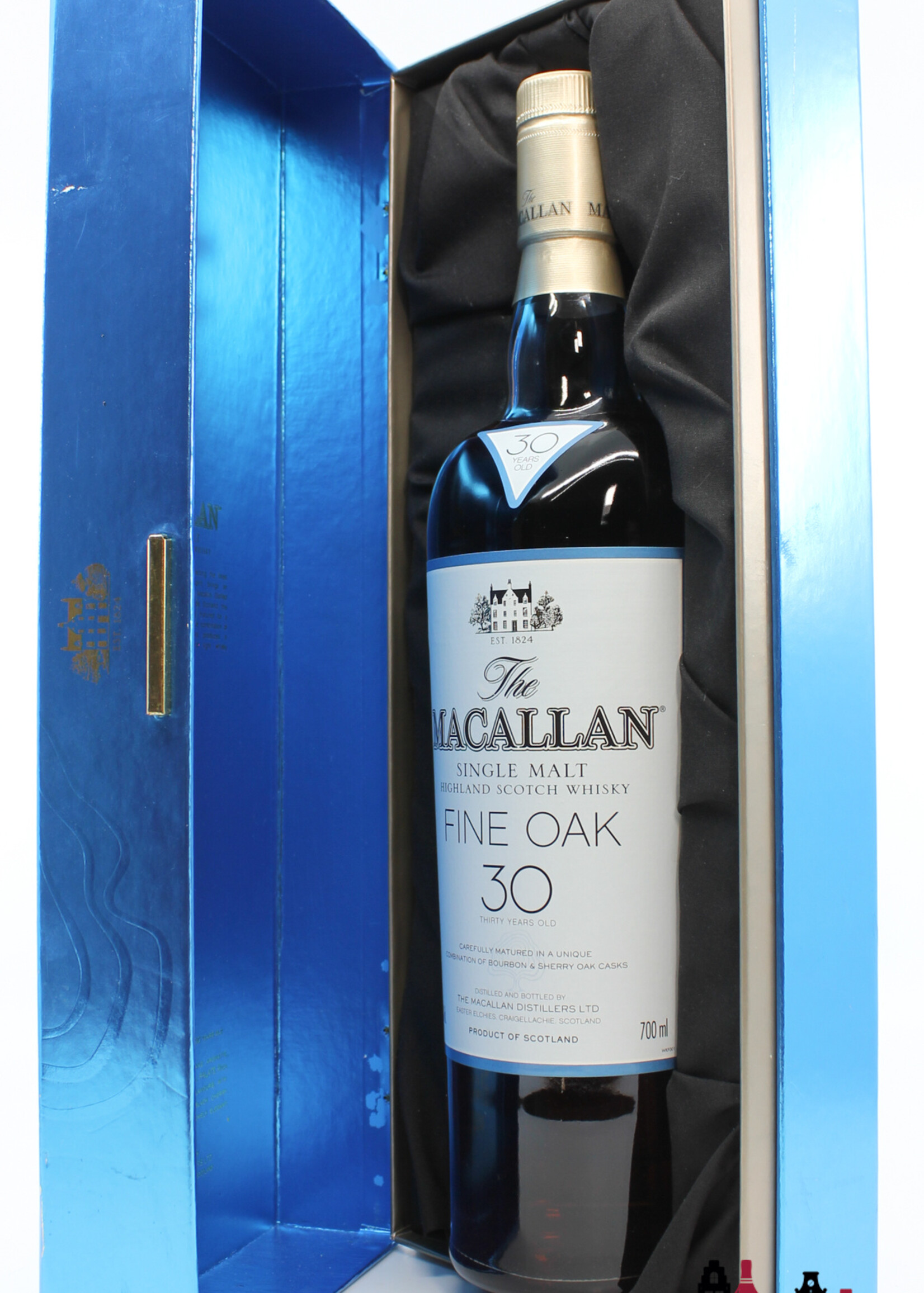 The Macallan Macallan 30 Years Old 2007 Fine Oak 43% (in luxury case)