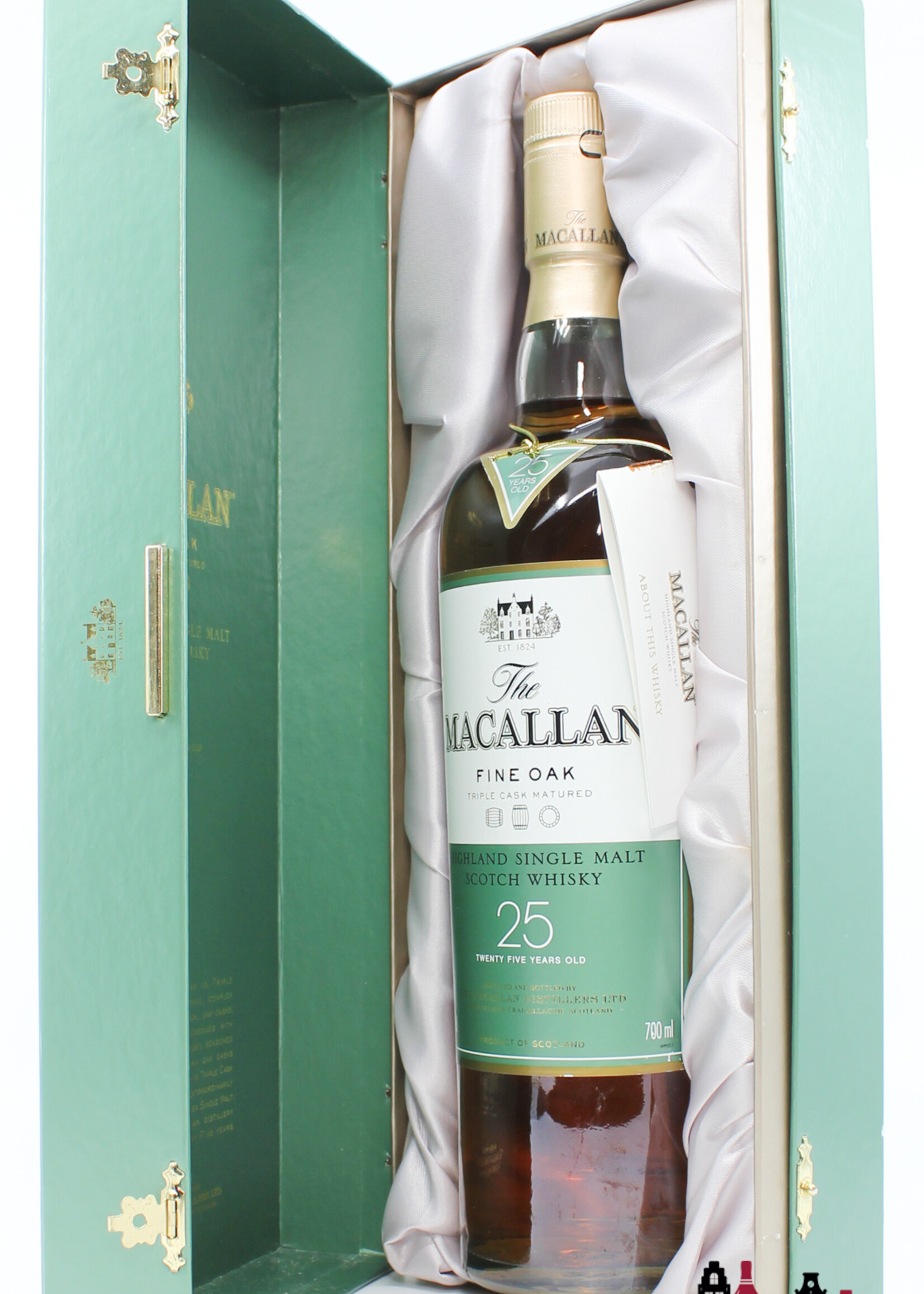 The Macallan Macallan 25 Years Old 2008 - Fine Oak Triple Cask Matured 43% (in luxury case)