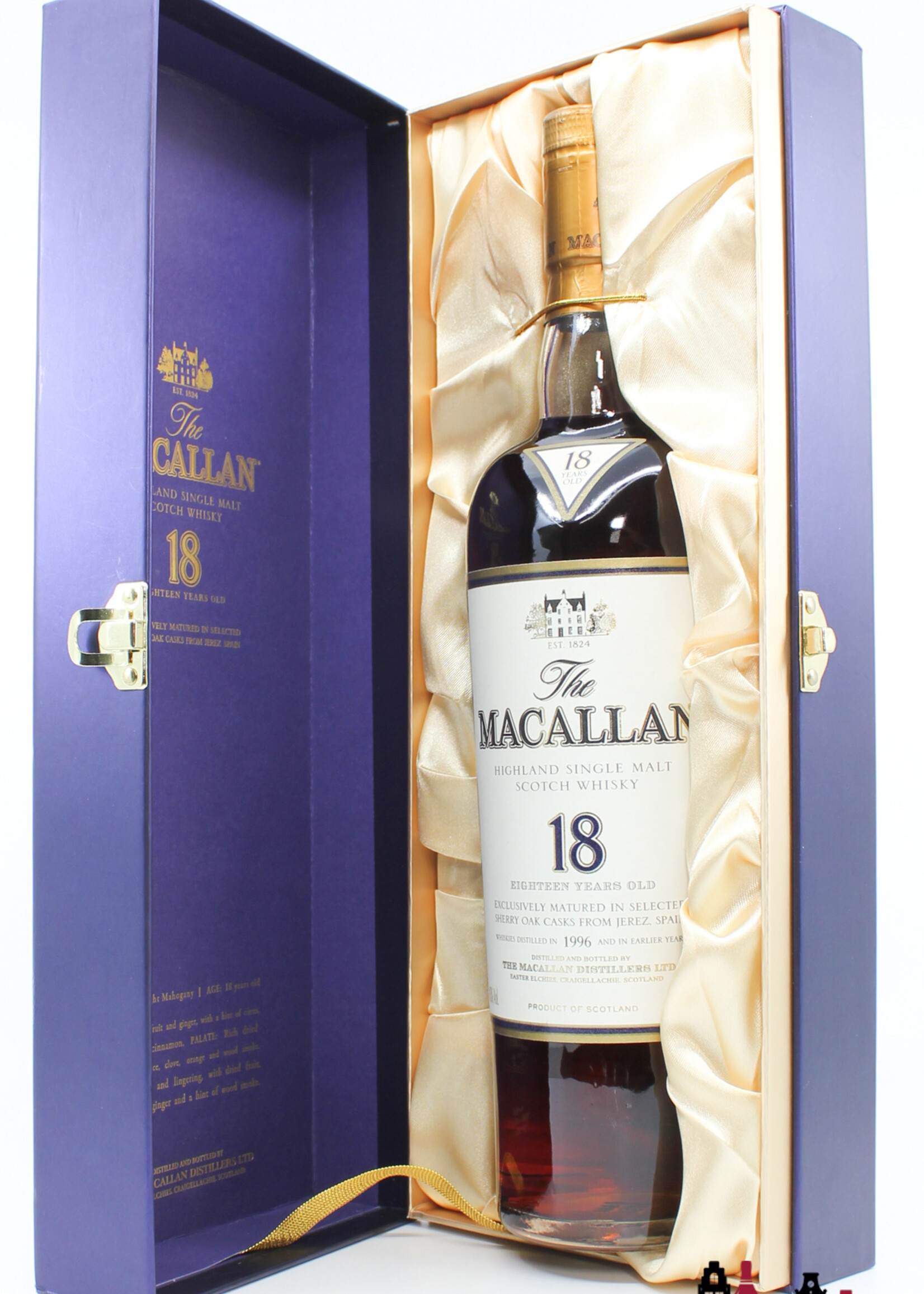 The Macallan Macallan 18 Years Old 1996 2014 Sherry Oak Casks from Jerez 43% (in luxury case)