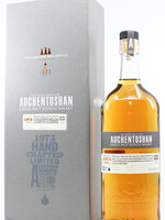 Auchentoshan Auchentoshan 38 Years Old 1975 2013 - Limited Edition - Travel Retail Exclusive 45.6% (1 of 500)