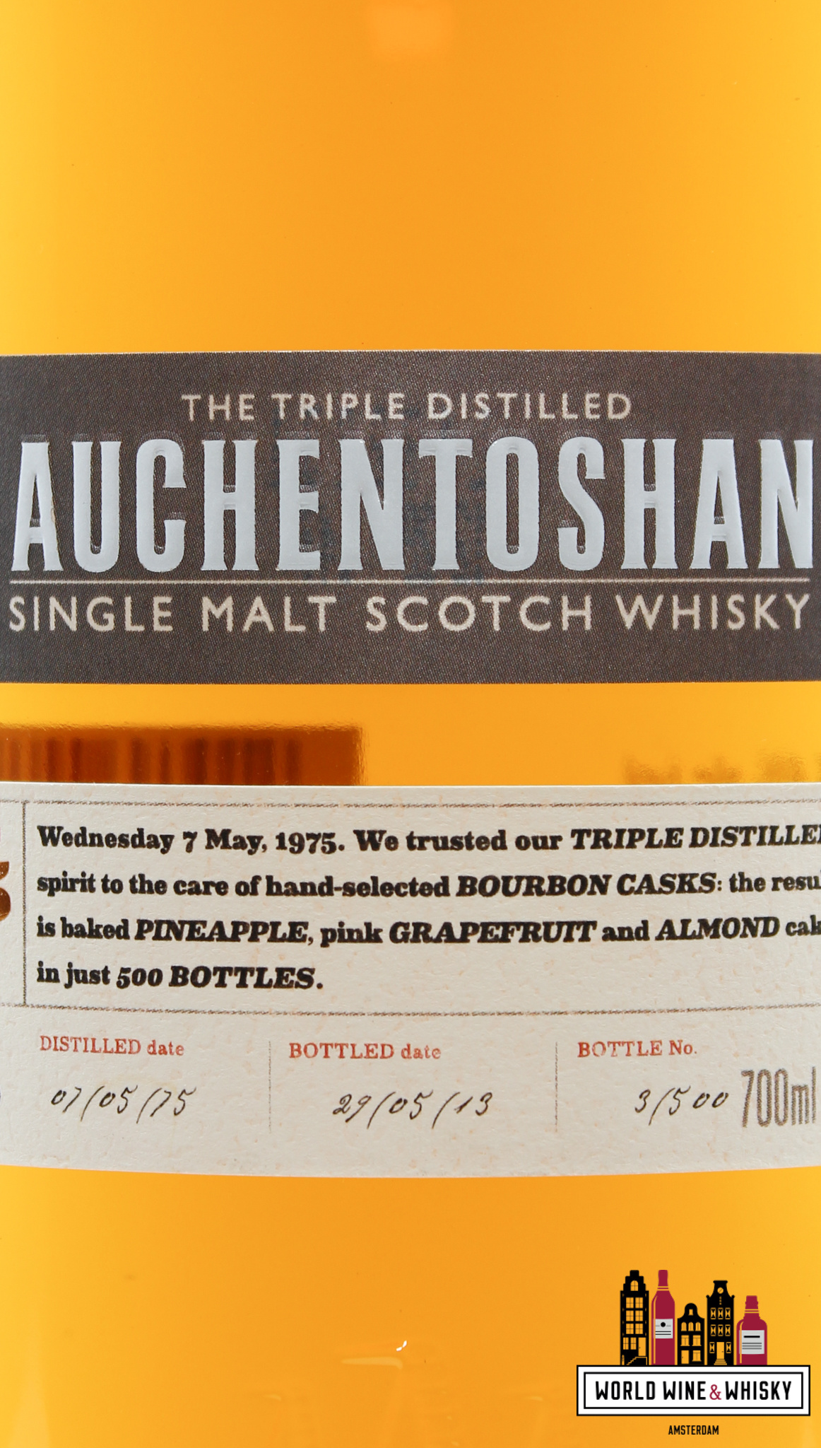 Auchentoshan Auchentoshan 38 Years Old 1975 2013 - Limited Edition - Travel Retail Exclusive 45.6% (1 of 500)