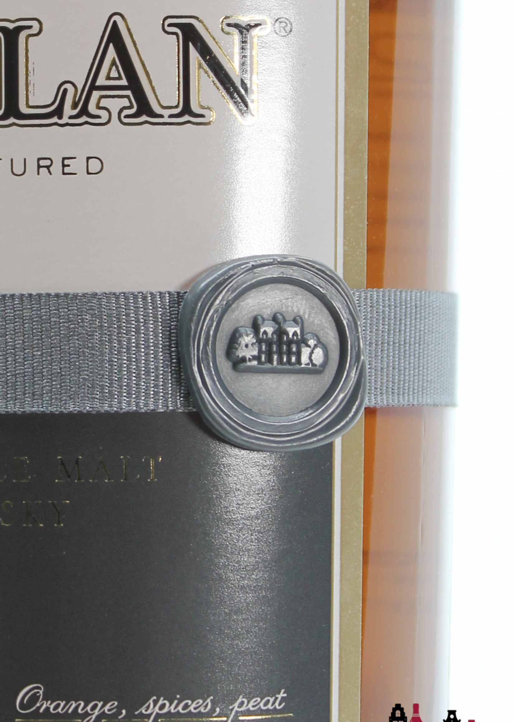 The Macallan Macallan 21 Years Old 2011 - Fine Oak Triple Cask Matured 43% (In luxury wooden case)