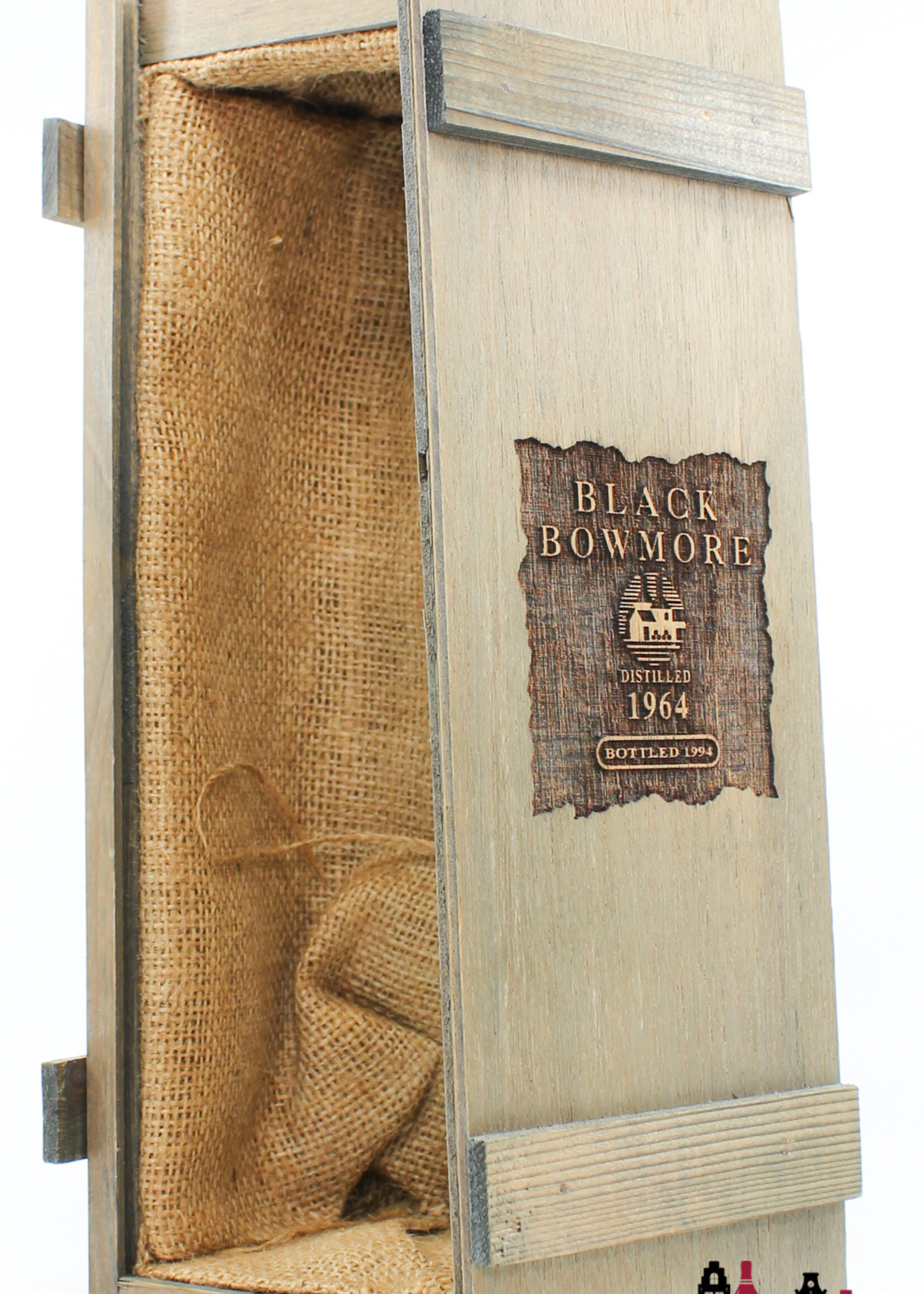 Bowmore Bowmore Black 30 Years Old 1964 1994 - 2nd Release - Limited Edition 50% (1 of 2000)