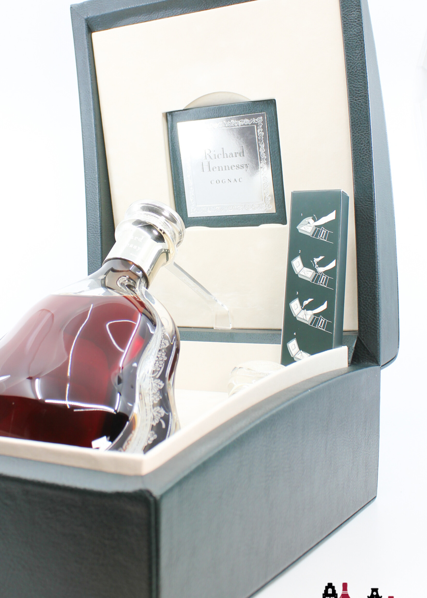 Hennessy Richard Hennessy Cognac Baccarat Decanter - Duty Free Edition - in the luxury green leather case (full set)