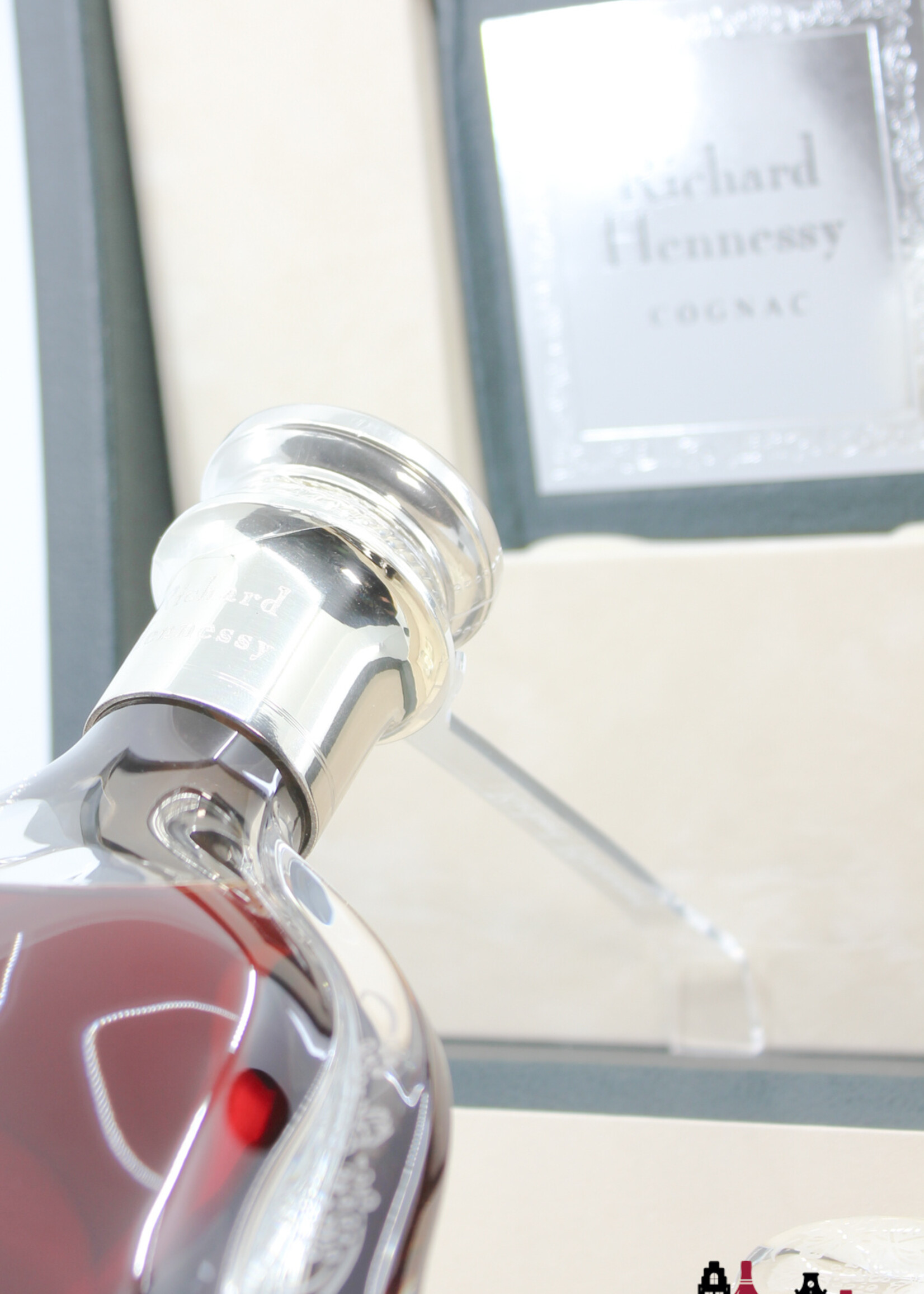 Hennessy Richard Hennessy Cognac Baccarat Decanter - Duty Free Edition - in the luxury green leather case (full set)
