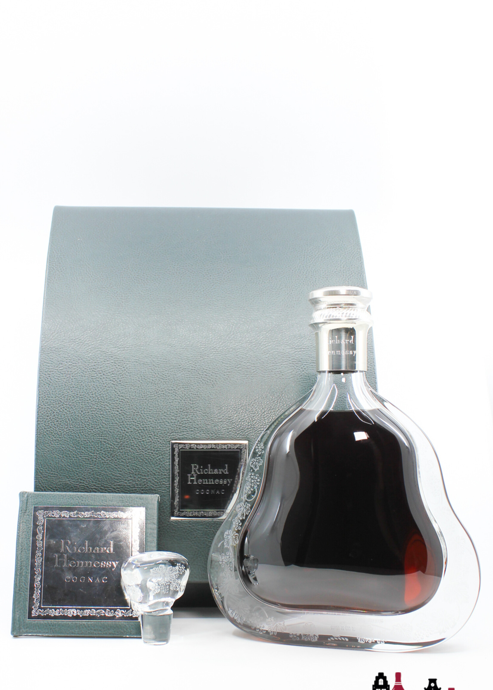 Hennessy Richard Hennessy Cognac Baccarat Decanter - Duty Free Edition - in the luxury green leather case (full set)