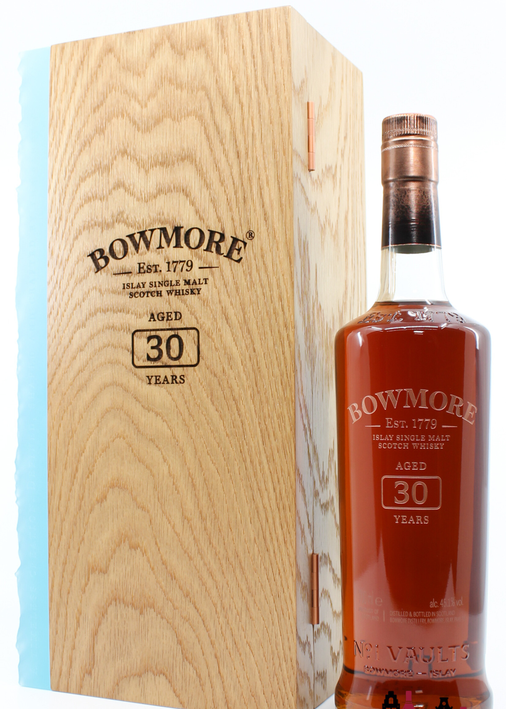 Bowmore Bowmore 30 Years Old - Edition 2021 (Bottled in 2020) 45.1% (1 of 2976) - Full Set