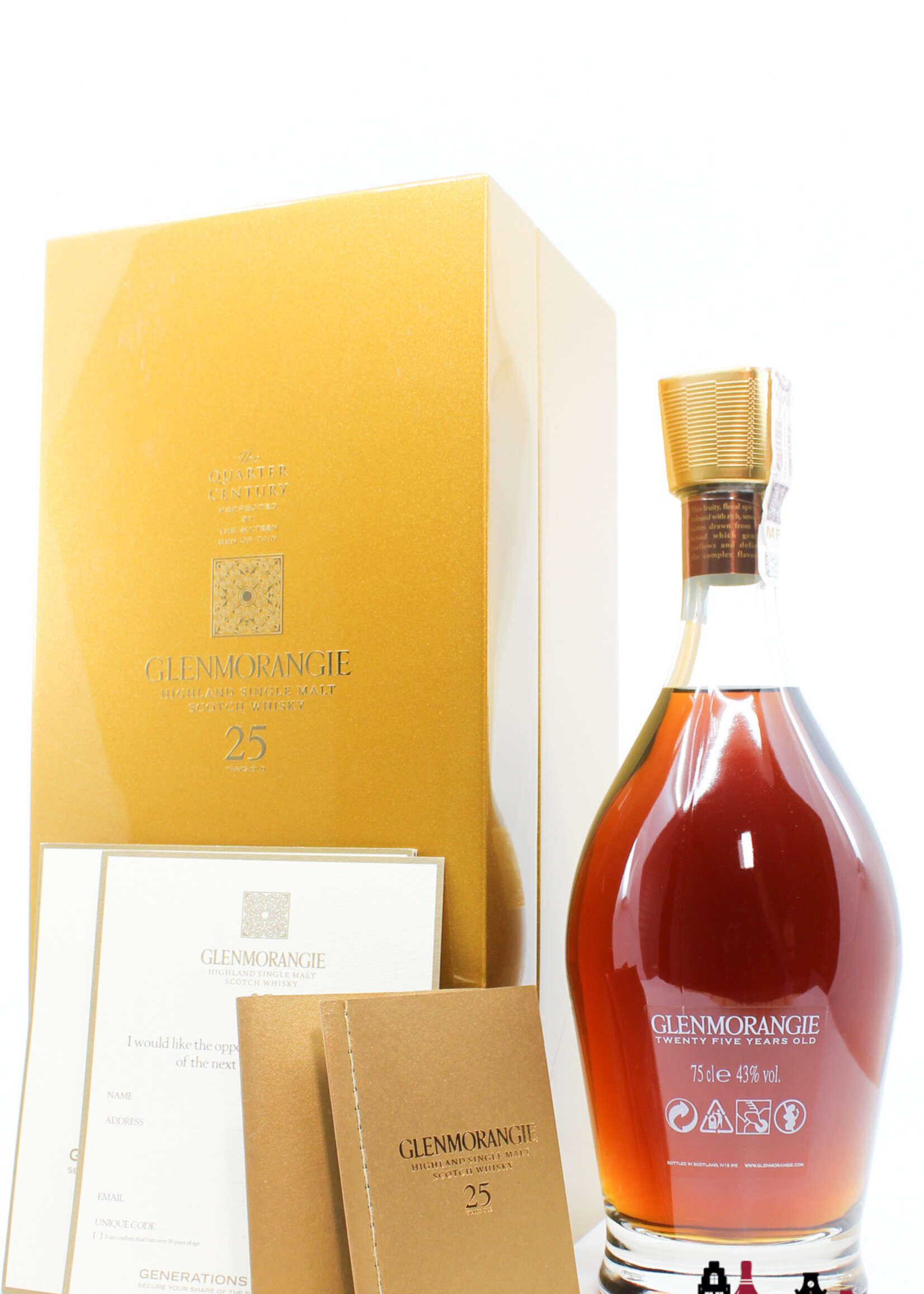 Glenmorangie Glenmorangie 25 Years Old 2007 - The Quarter Century by the Sixteen Men of Tain 43% 750ml (in luxury case)