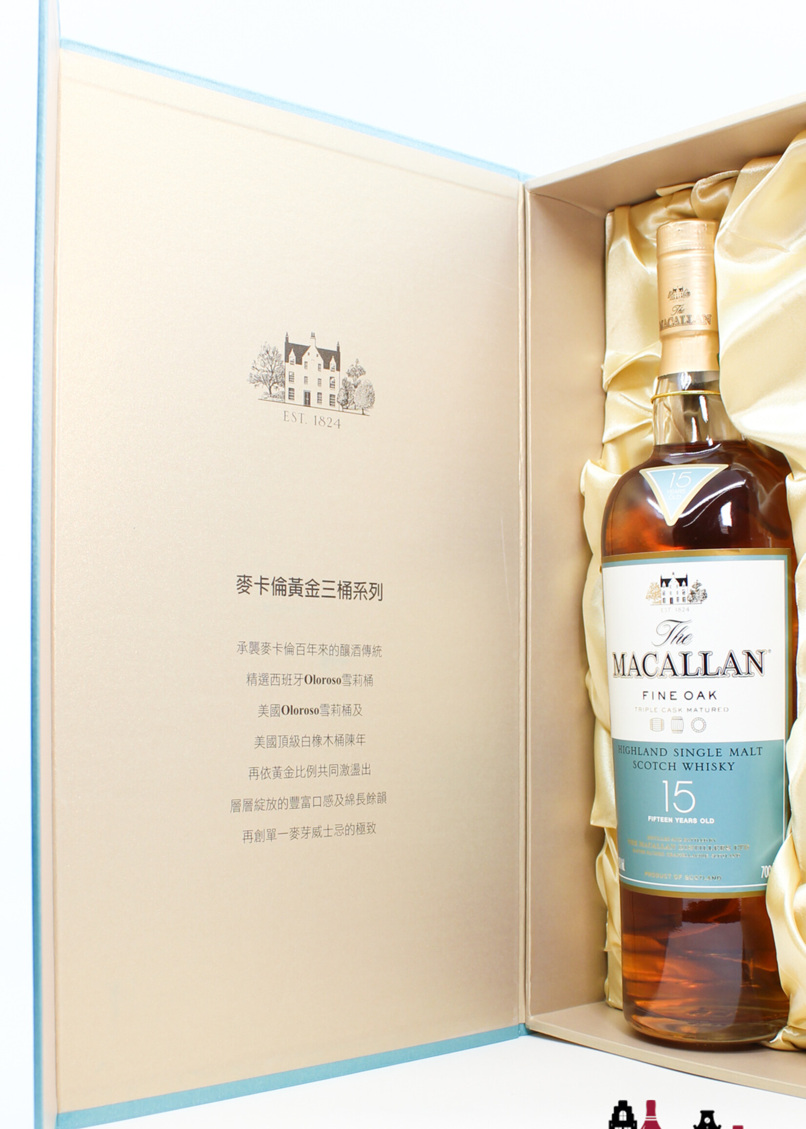 The Macallan Macallan 15 Years Old - Fine Oak - Triple Cask Matured 43% (Giftset from Taiwan)