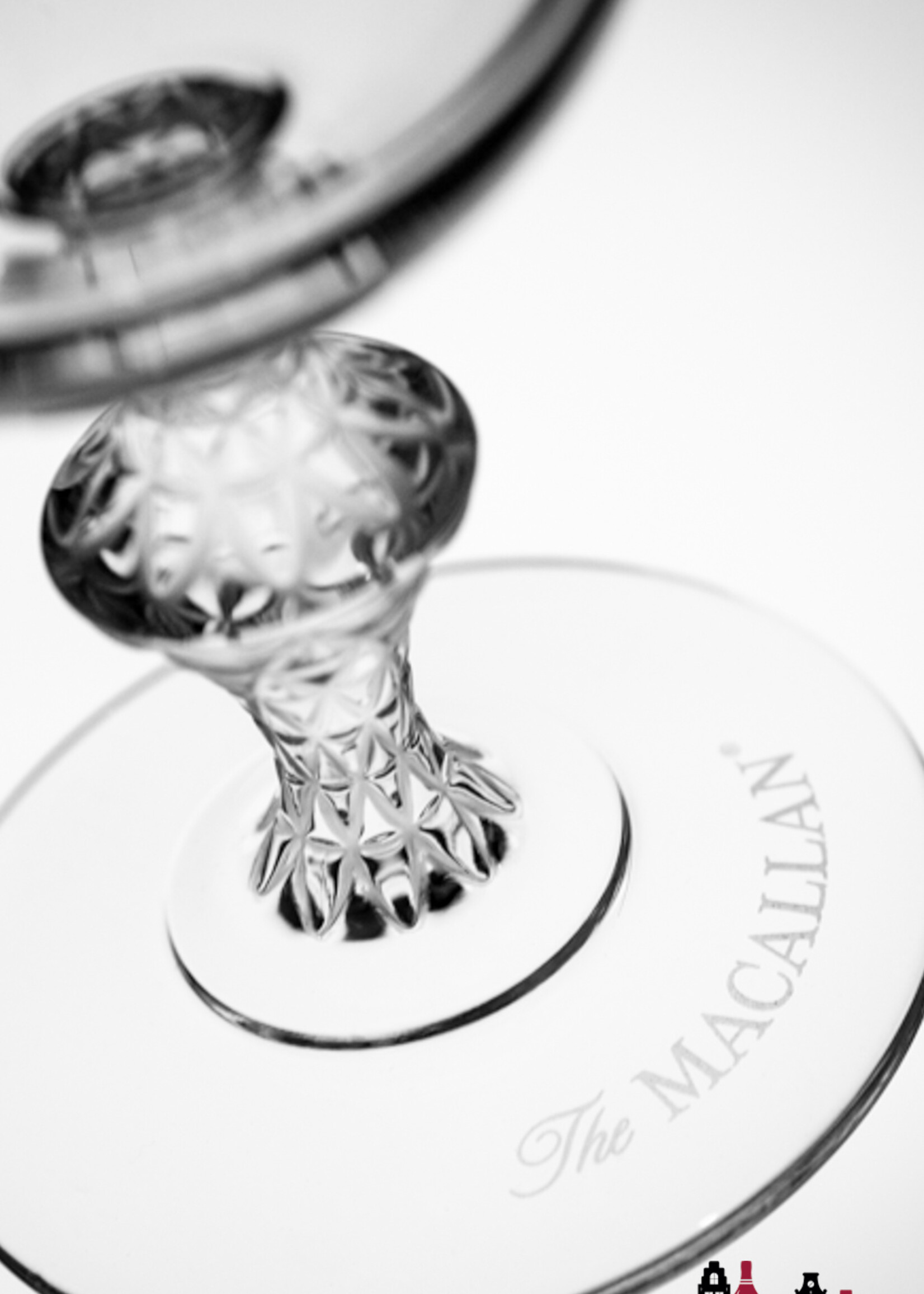 The Macallan The Macallan in Lalique Crystal whisky glass (original)