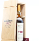 Macallan Macallan 15 Years Old 1947 1962 - Fine & Rare (Re-bottled in 2008) 45.4% (in luxury wooden case)