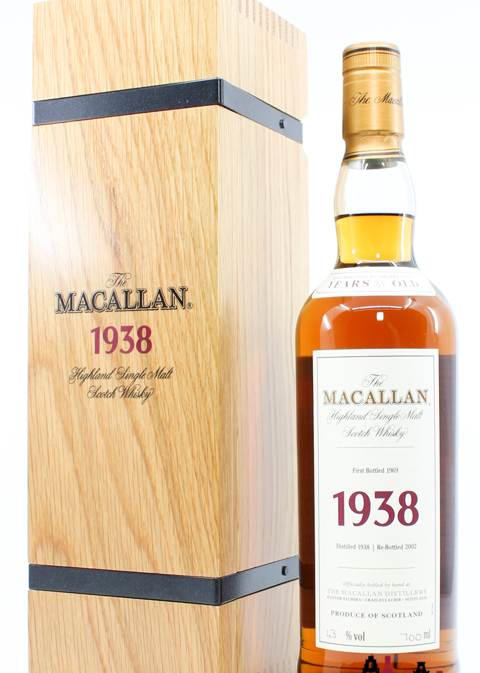 The Macallan Macallan 31 Years Old 1938 1969 - Fine & Rare (Re-Bottled 2002) 43% (in luxury wooden case)