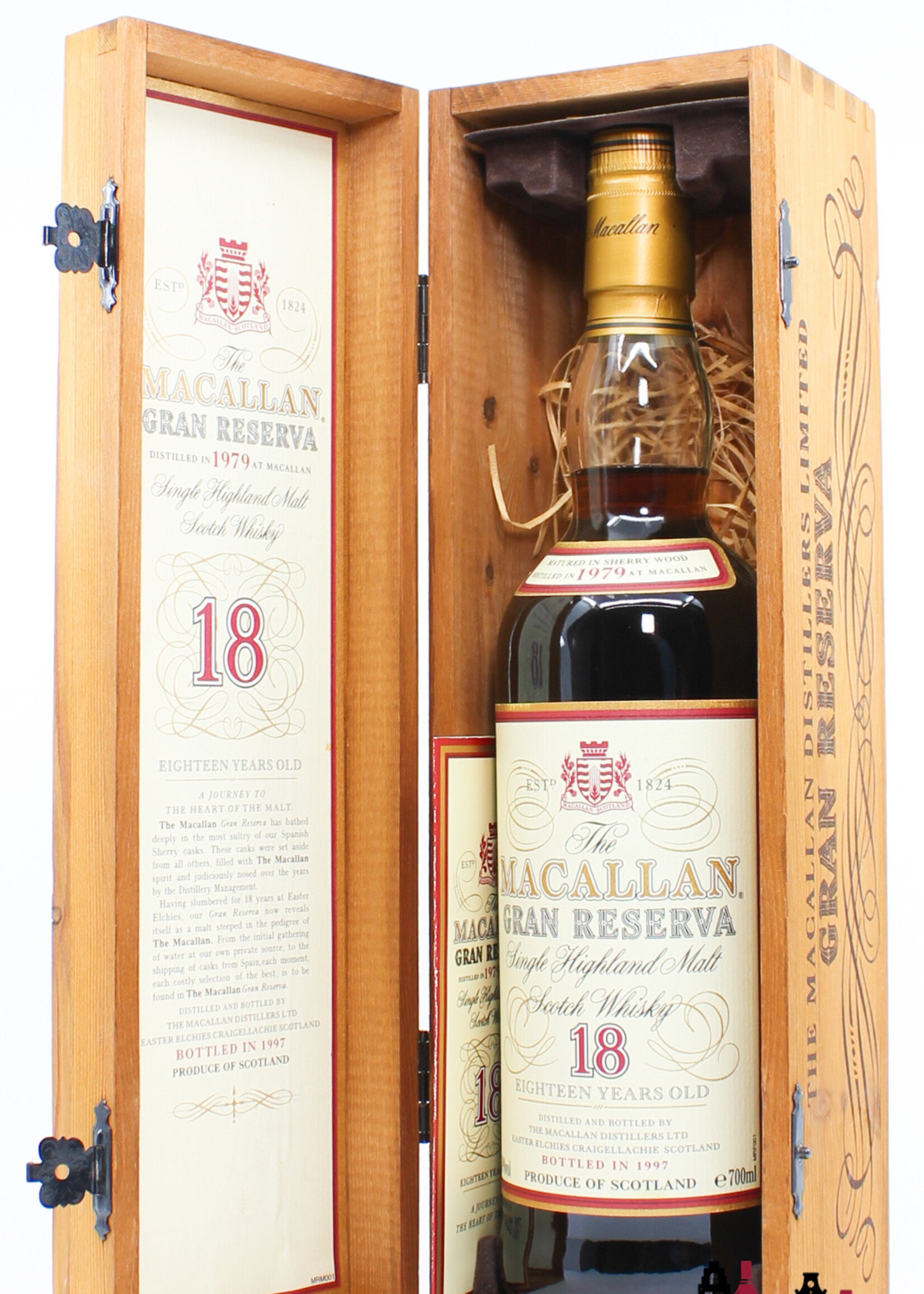 The Macallan Macallan 18 Years Old 1979 1997 - Gran Reserva - Sherry Cask 40%
