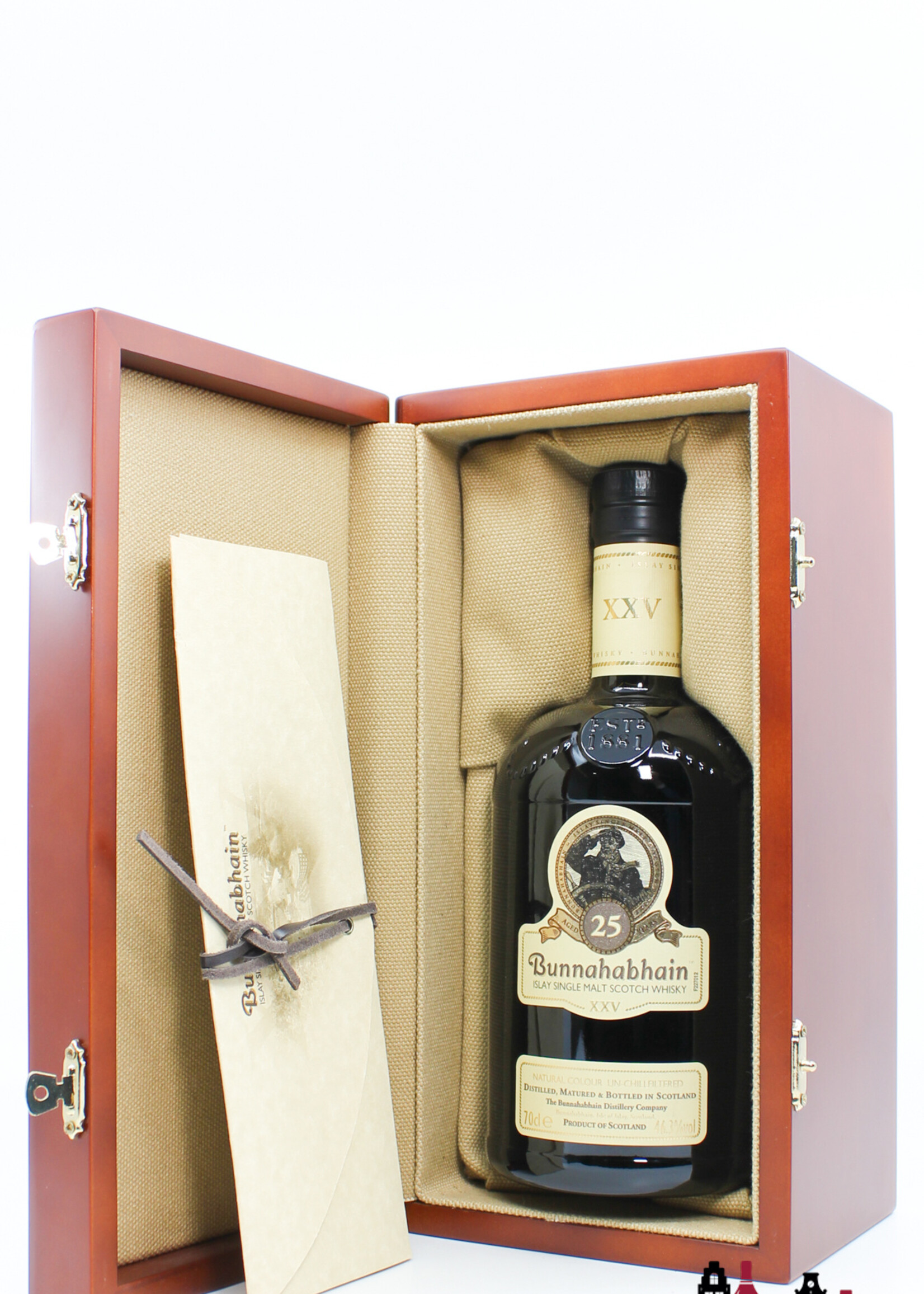 Bunnahabhain Bunnahabhain XXV 25 Years Old 2016 46.3% (in luxury wooden case)