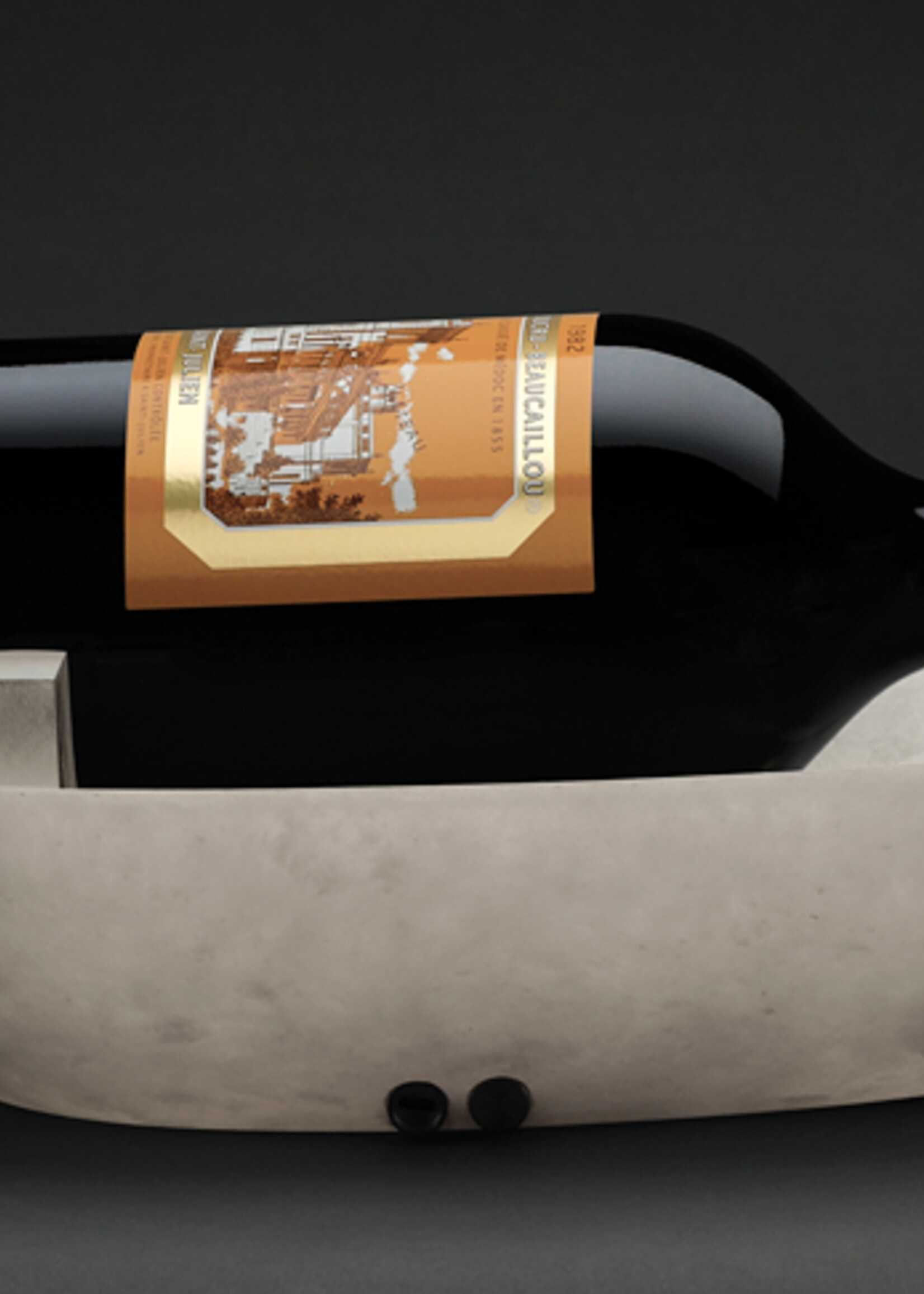 Chateau Ducru-Beaucaillou Chateau Ducru-Beaucaillou 1982 - Le "Beau Caillou" Alabaster Stone - x Atelier Alain Ellouz (3 liter)