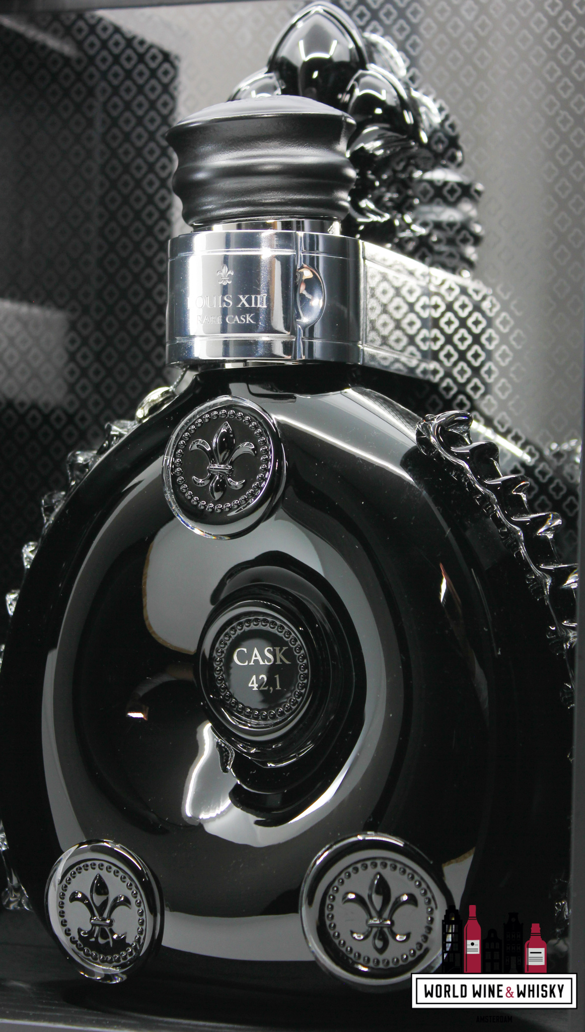 Louis XIII Louis XIII 2023 - Rare Cask 42.1 - Baccarat Black Crystal Decanter 42.1% (1 of 775)