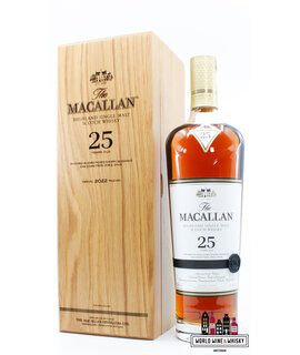 Macallan Macallan 25 Years Old 2022 - Sherry Oak Casks - Annual 2022 Release 43% (in luxury wooden case)