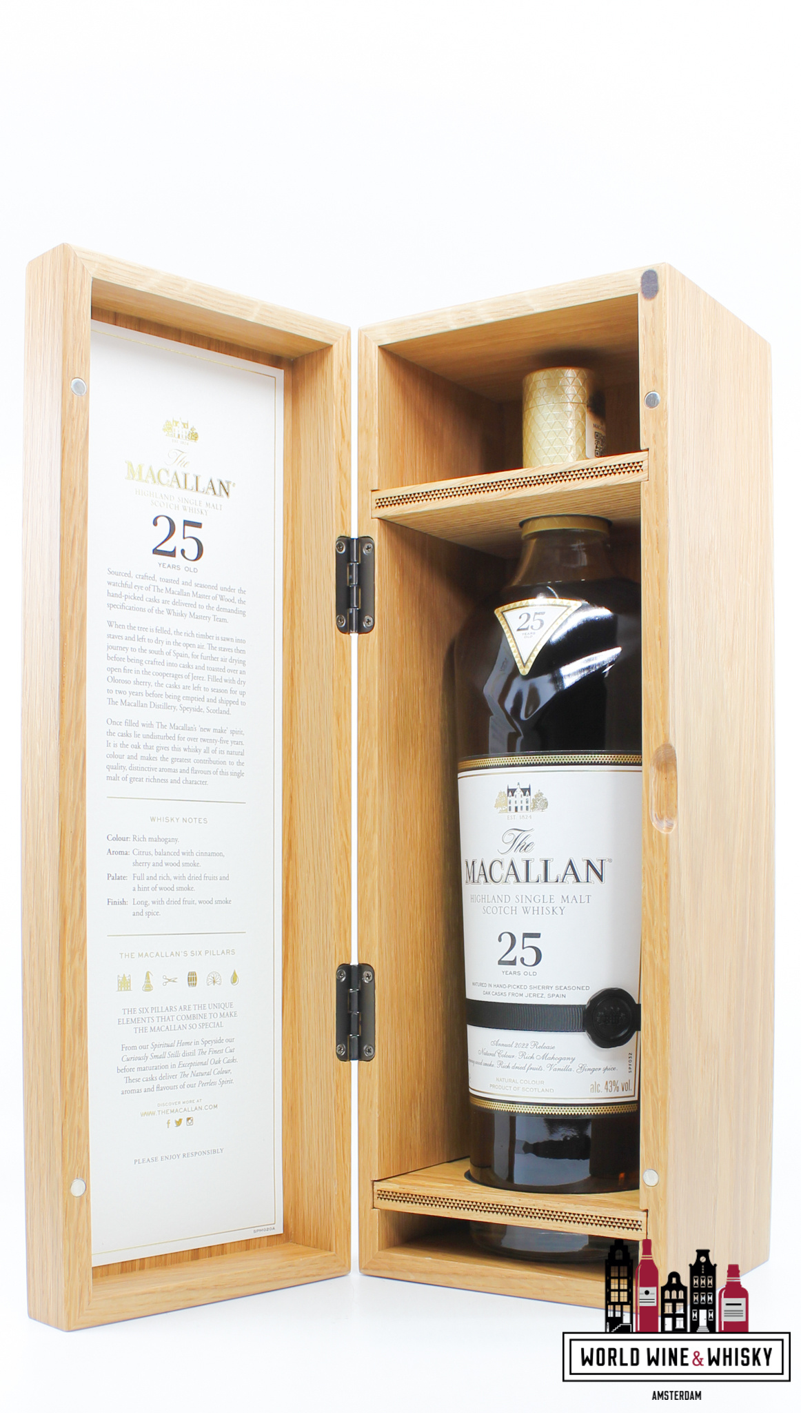 Macallan Macallan 25 Years Old - Sherry Oak Casks - Annual 2022 Release 43% (in luxury wooden case)