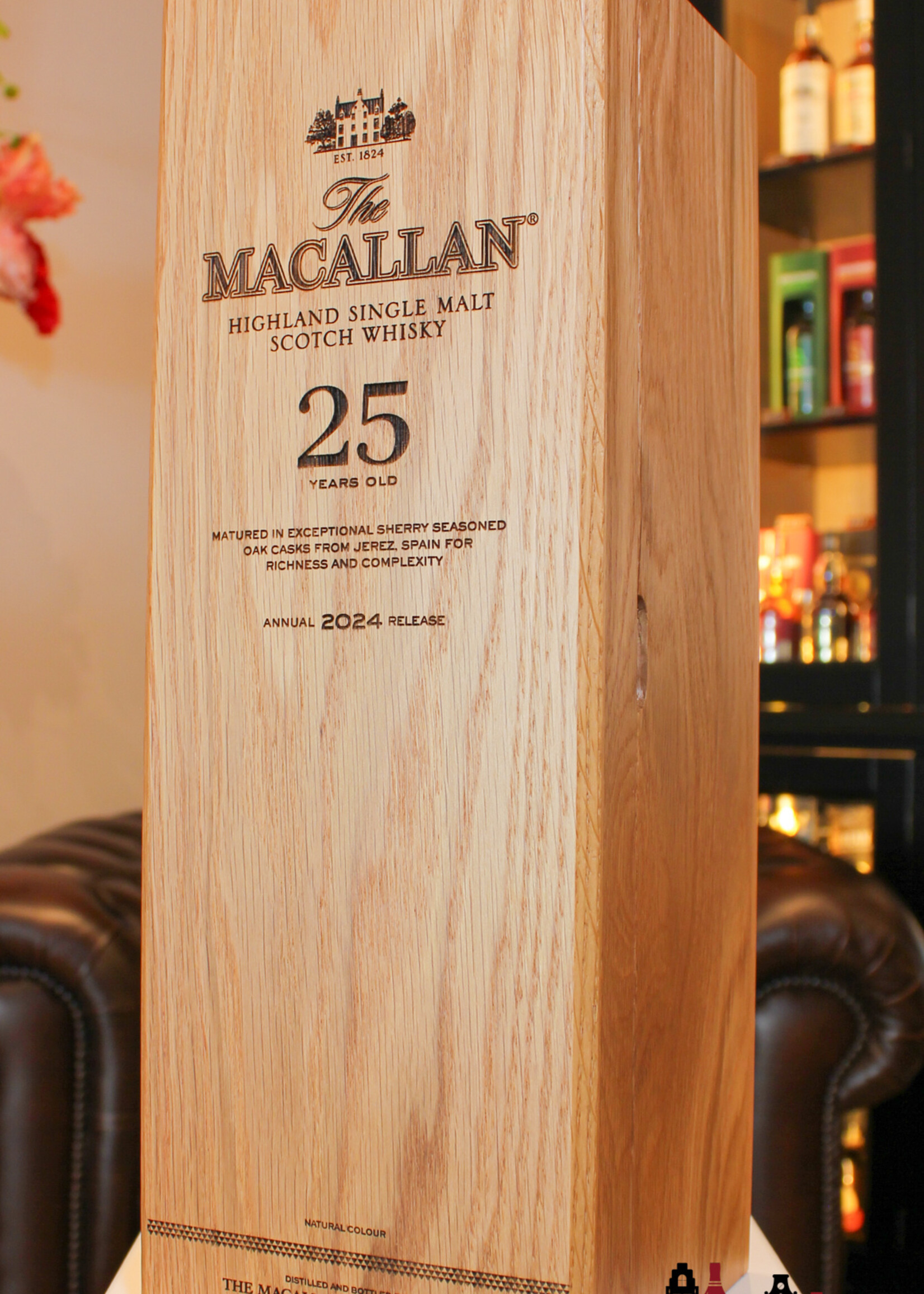 The Macallan The Macallan 25 Years Old - Sherry Oak Casks - Annual 2024 Release 43%