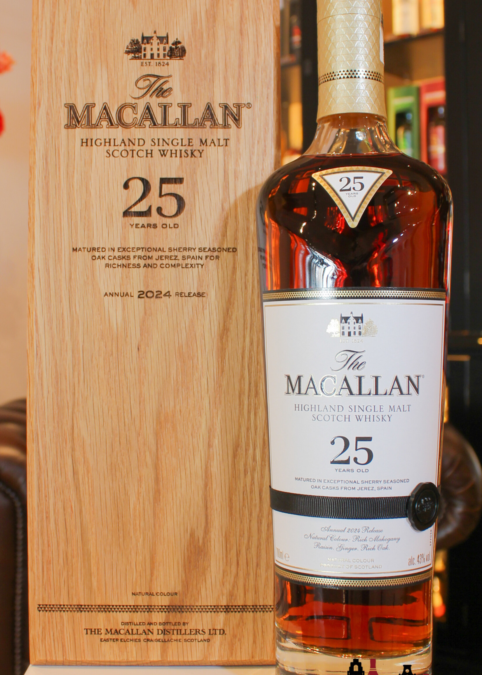 The Macallan The Macallan 25 Years Old - Sherry Oak Casks - Annual 2024 Release 43%