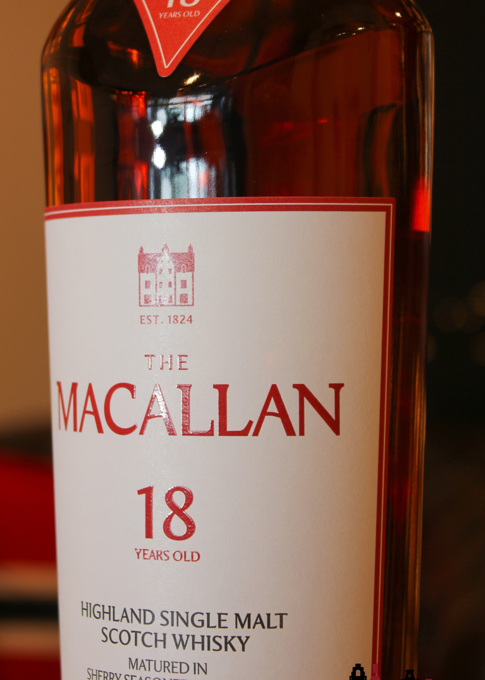 The Macallan The Macallan 18 Years Old - Sherry Oak Collection - Annual 2025 Release 43%