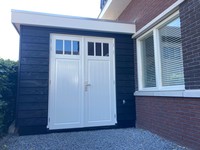 Douglas hout behandelen met zwarte beits
