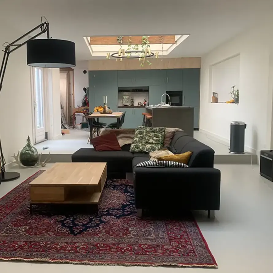 Leidse kantoorvloer verven voor gebruik als woning