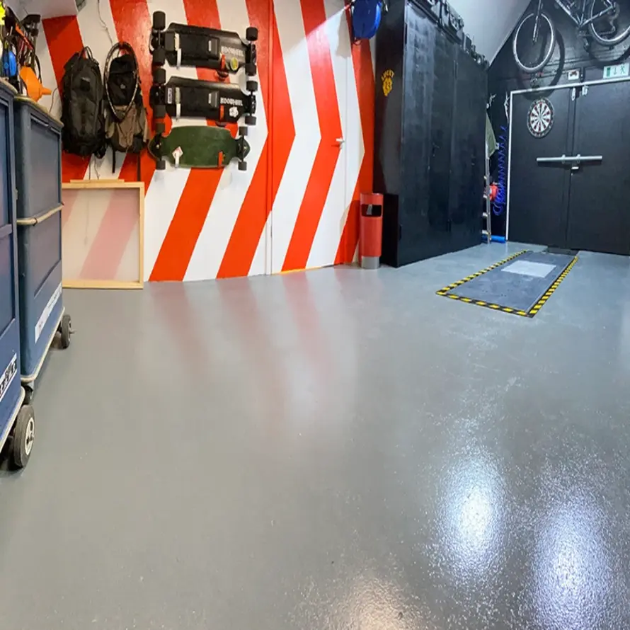 Garagevloer verven met bandenbestendige vloercoating