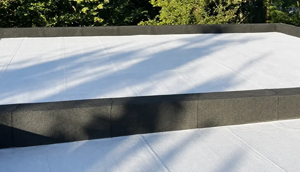 Verminder uw woonkosten met witte dakcoating