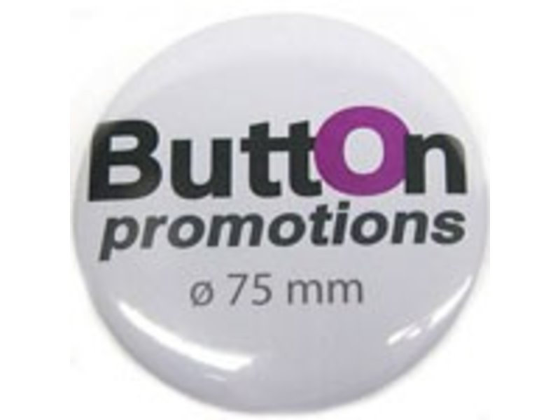75mm button met speld.