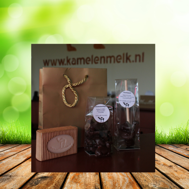 Kamel-Geschenkpaket 1 mit Kamelseife, Choco Kamele und einem Chocamel-Lutscher