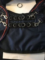 Fryskware Chest extender