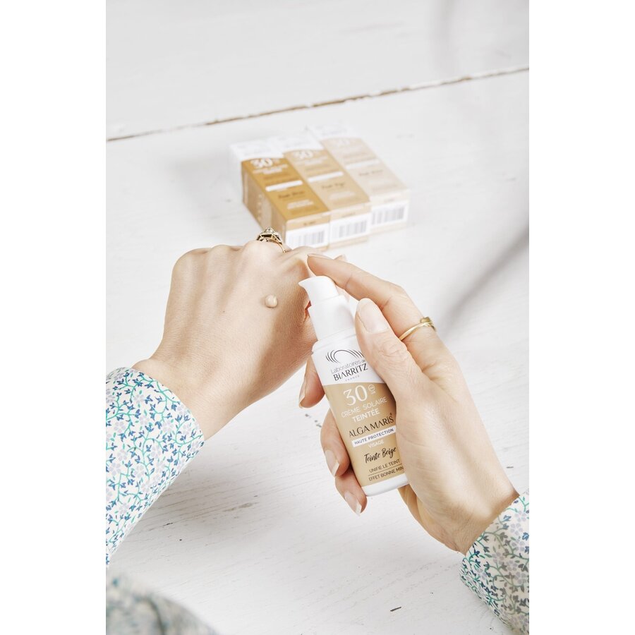 Beige Tinted Face sunscreen SPF30-3