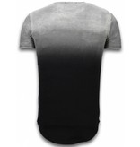 John H Camisetas - Leather Patched de dos colores LongFit - Negro