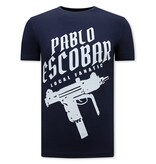 Local Fanatic Camiseta Pablo Escobar Uzi Print Hombre - Azul