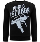 Local Fanatic Suéter Pablo Escobar Uzi Print Hombre - Negro