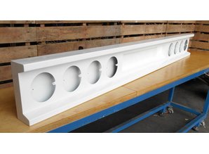 Truckbumper.nl  met uitsparing kenteken 8x ronde gaten RVS gepolijst