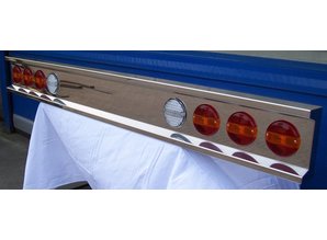 Truckbumper.nl  met uitsparing kenteken 8x ronde gaten RVS gepolijst