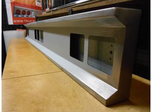 Truckbumper.nl lichtbalk 190cm Cabine achterzijde 7 vierkante gaten staal