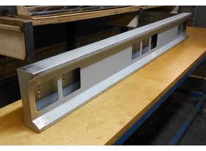 Truckbumper.nl lichtbalk 190cm Cabine achterzijde 7 vierkante gaten staal