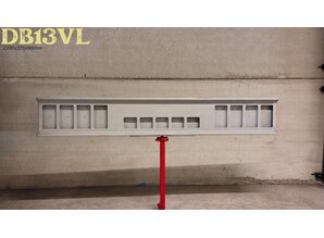 Truckbumper.nl  8x vierkante gaten staal, 5x vierkante gaten in het midden