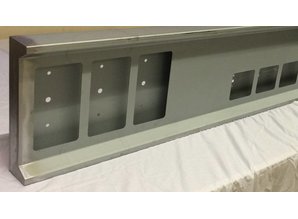 Truckbumper.nl Bumper 6x vierkante gaten met 5 vierkante gaten in het midden